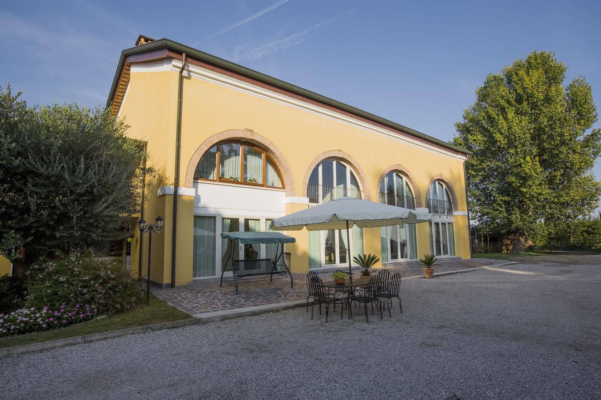 Agriturismo Ae Cavane Codevigo Luaran gambar